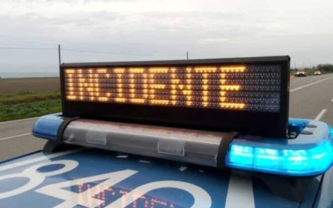 Attacco sul volo Dubai-Tel Aviv, atterraggio d’emergenza a Tabuk