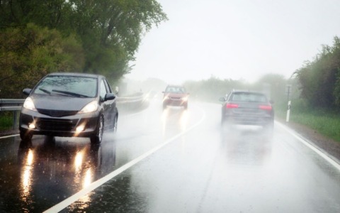 Piogge e temporali al Centro-Sud, tregua domenica
